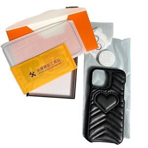 Cell Phone Protective Case and Kit Accessories Black Pleather Heart Case NEW